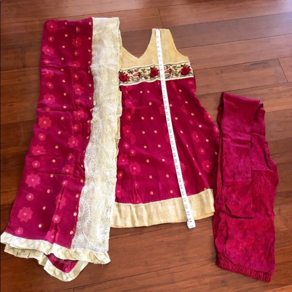 Red gold salwar suit medium Indian dress Punjabi suit 3 piece Diwali outfit